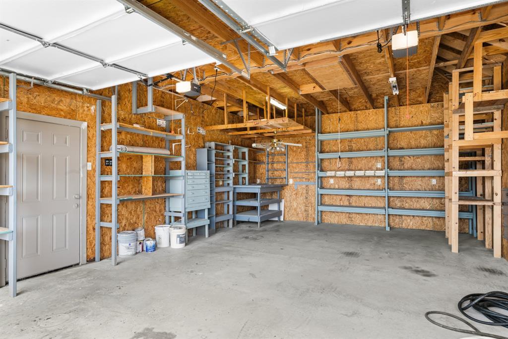 COUNTRY HILL ESTATES-CHRISWOOD - Residential