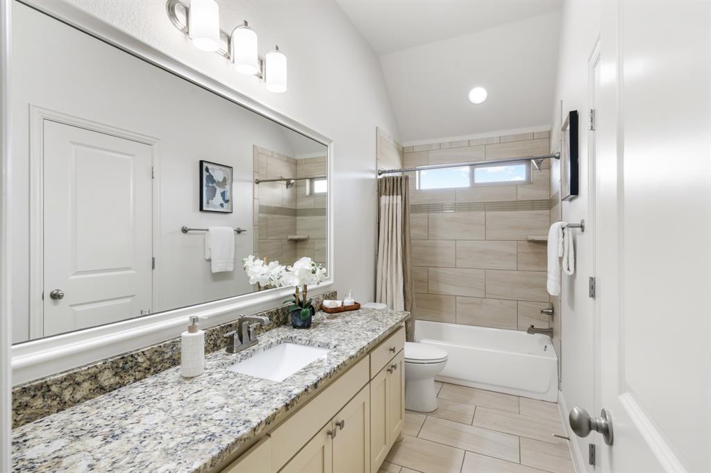 COUNTRY HILL ESTATES-CHRISWOOD - Residential