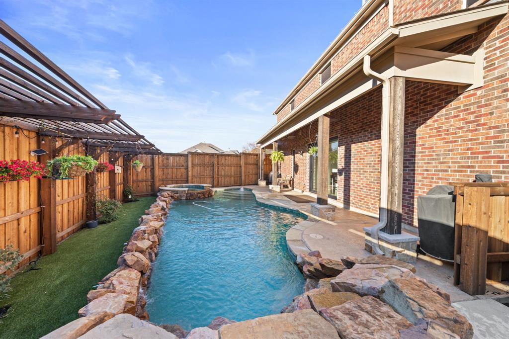 WESTRIDGE ON FAIRWAYS 02 - Residential