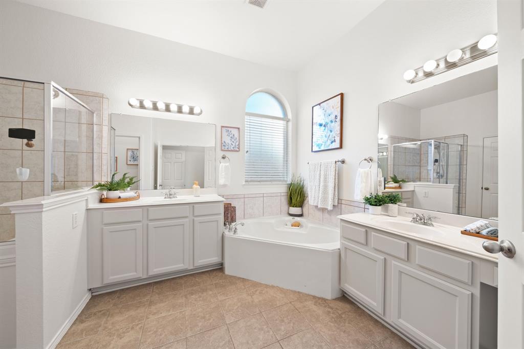 WESTRIDGE ON FAIRWAYS 02 - Residential