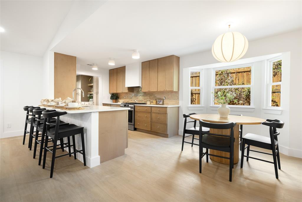 9459 Heatherdale Drive