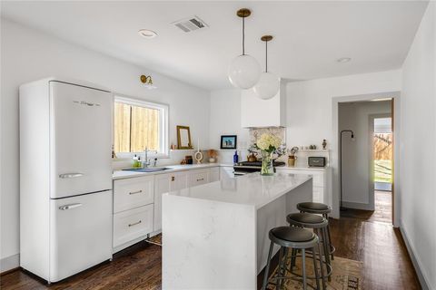 1207 Walmsley Avenue Dallas TX 75208
