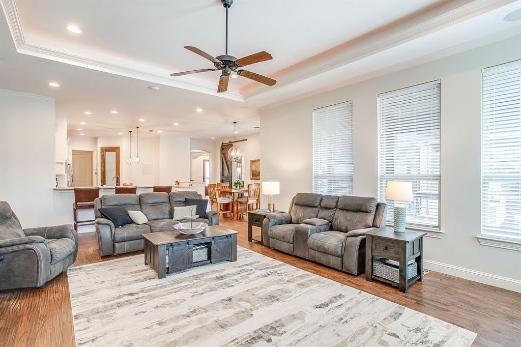 Bella Flora - Residential