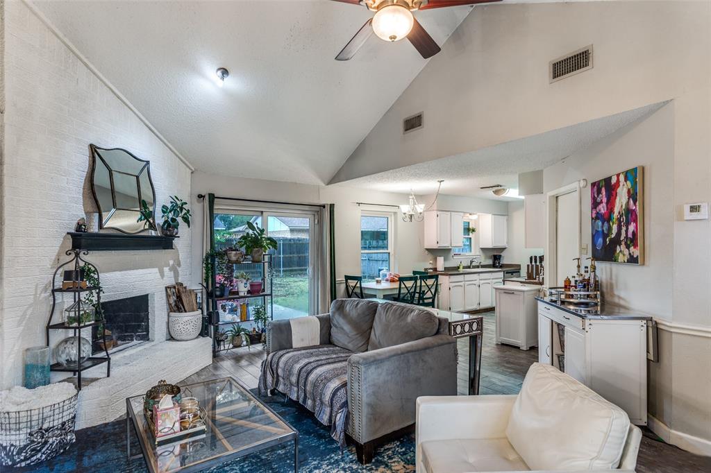 1821 Heidelberg Drive