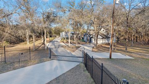 717 Mary Drive Weatherford TX 76085