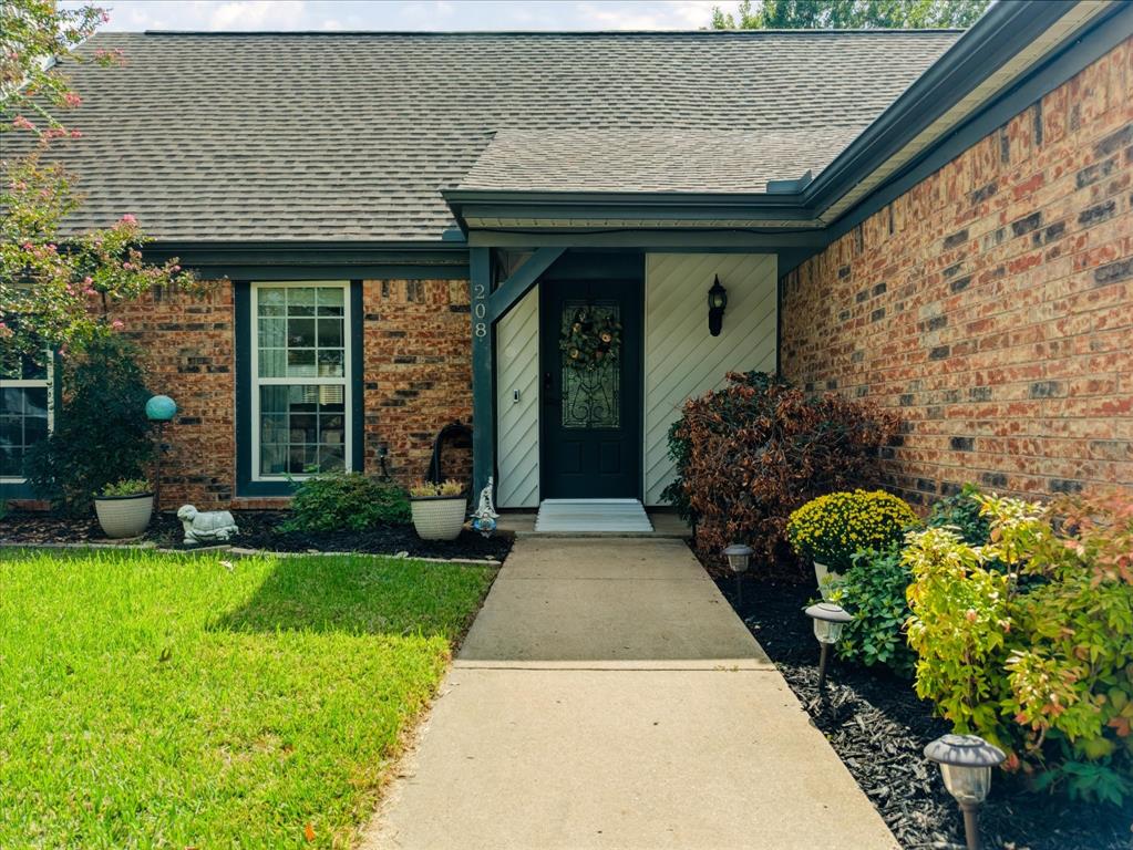 208 Wildbriar Street