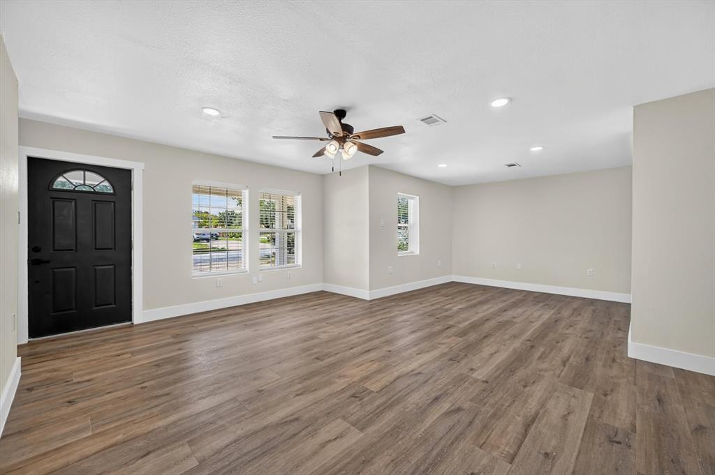 1022 Denton Drive