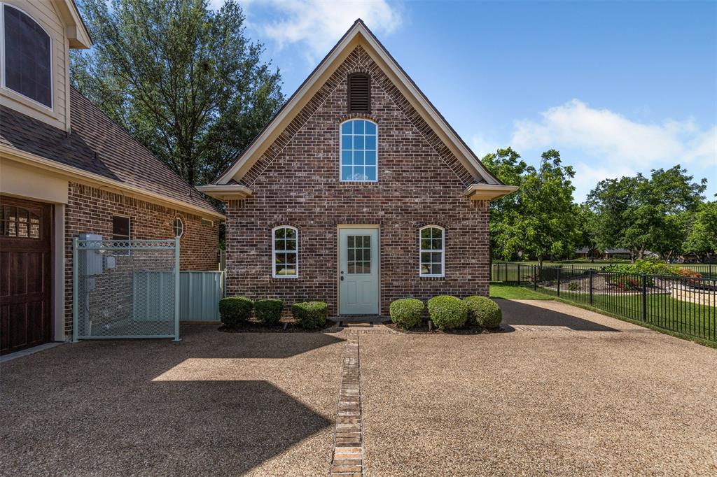 5809 Nutcracker Drive