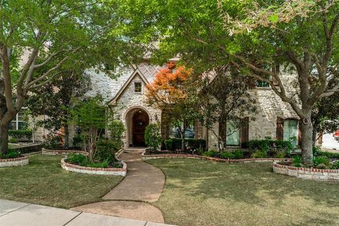 1912 Surrey Lane McKinney TX 75072