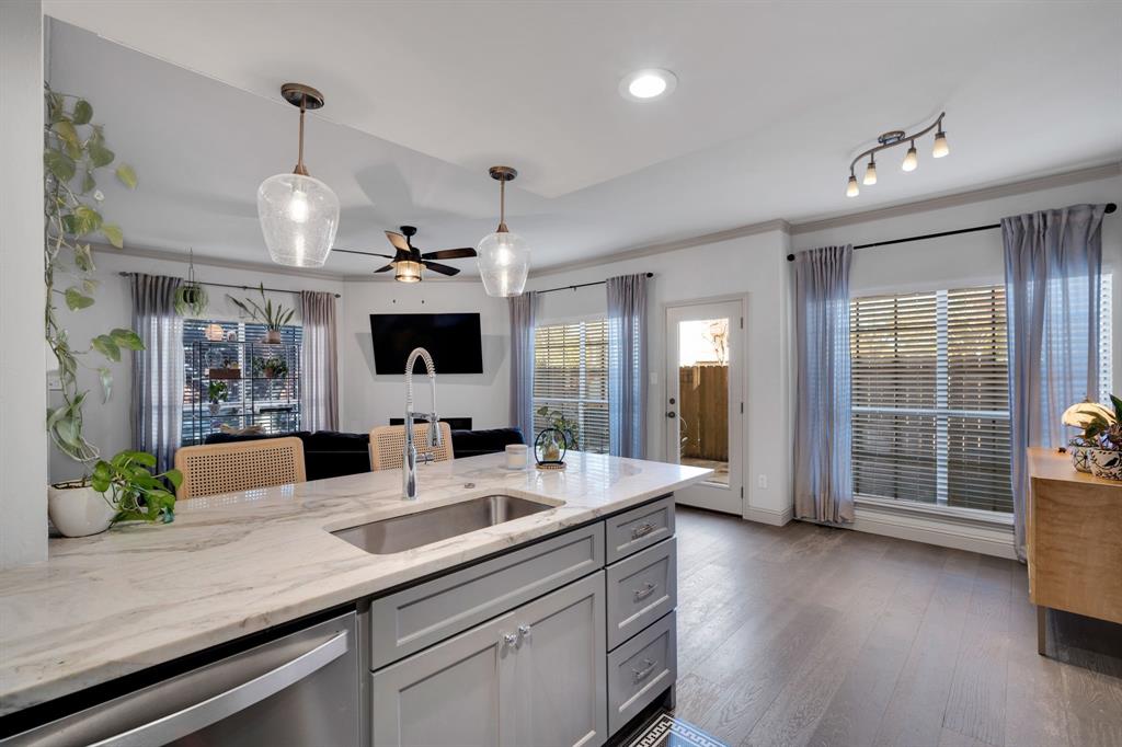 Oaks Of Preston Ridge Condo - Residential
