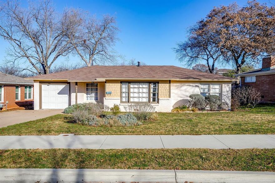 RIDGLEA NORTH UNDER $300k! MASSIVE 1,667 SQ FT + BUYER INCENTIVES!

The best value in 76116. While neighbors list smaller homes for $340k+, this classic brick Ranch offers the largest footprint on the block (1,667 sq ft) for just $299,000. Features a stunning 24-foot living room with huge picture windows—rare for this era. The layout includes a spacious eat-in kitchen, formal dining, and properly sized bedrooms. With this much square footage, adding a 2nd bathroom to build equity is easy. Yard offers a private retreat with an established stone-edged kitchen garden, large open patio, and a valuable detached storage workshop. Priced $40k below comps for immediate sale. Seller offering $1,000 Closing Cost Credit! Walkable to Berney Park and minutes from Camp Bowie. Do not wait.