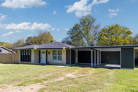 A home in Kemp