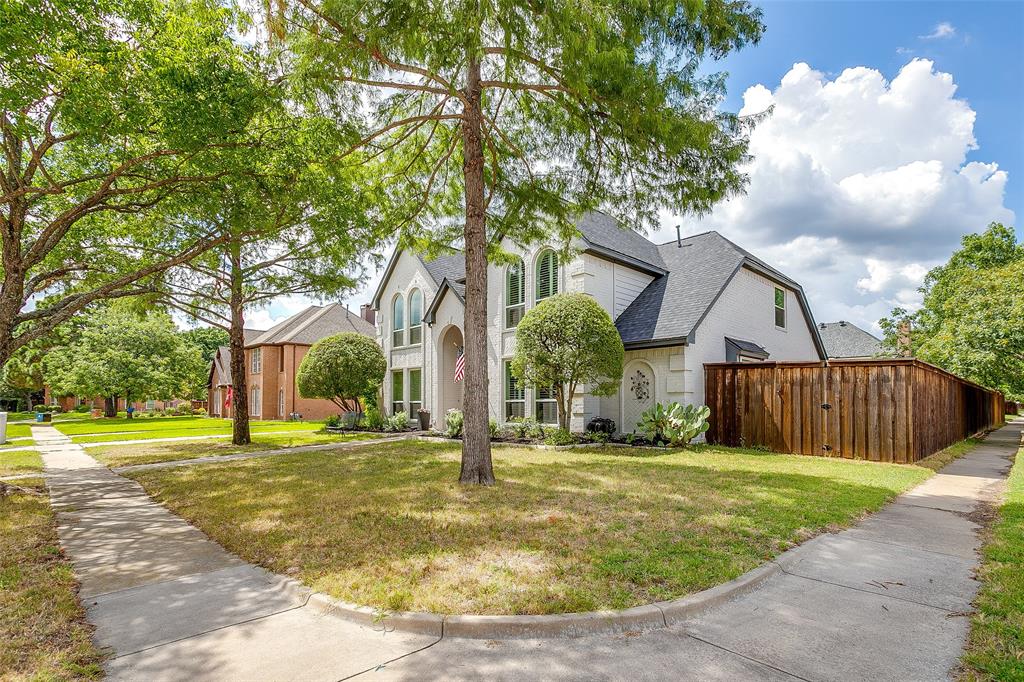 2800 Rosecliff Terrace