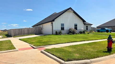 Photo of 149 Blackhawk Drive, Abilene, TX 79602 (MLS # 21330991)