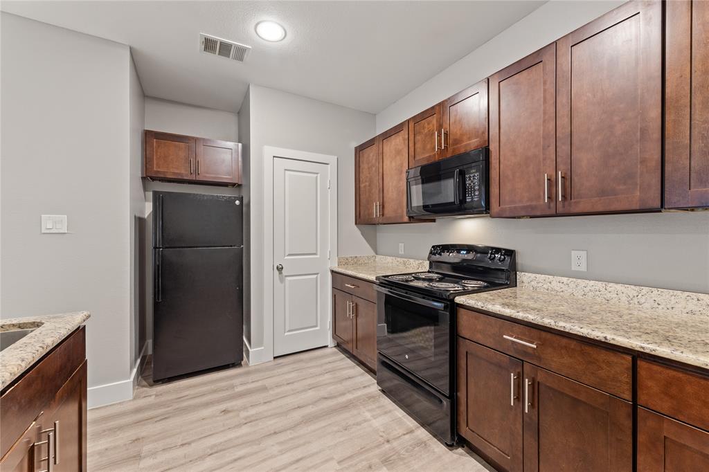Post Oak Village Add - Residential Lease