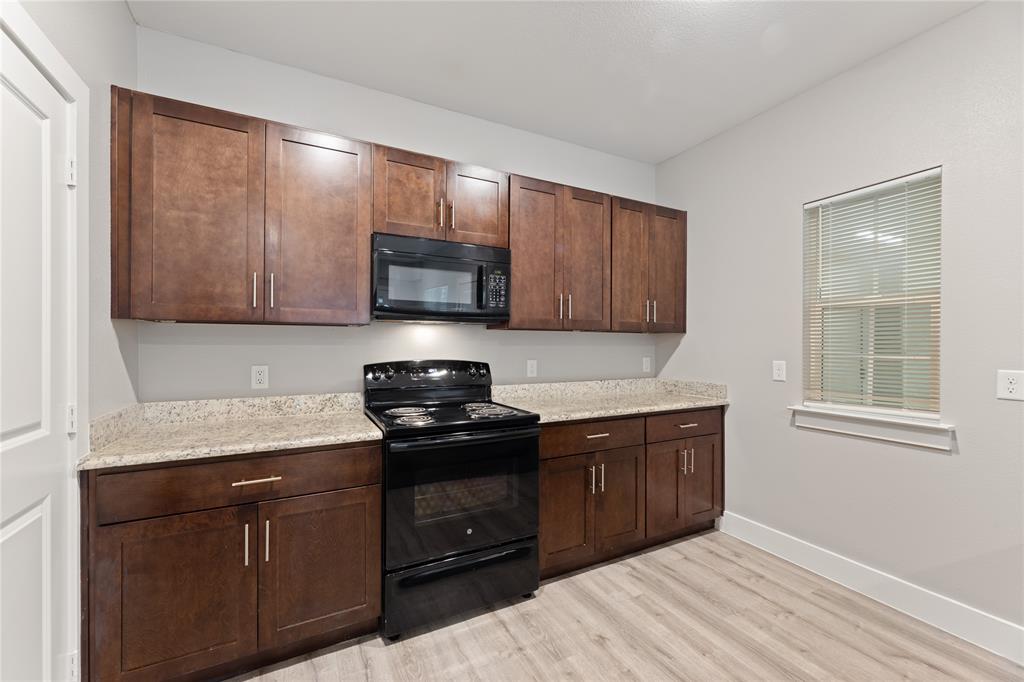 Post Oak Village Add - Residential Lease