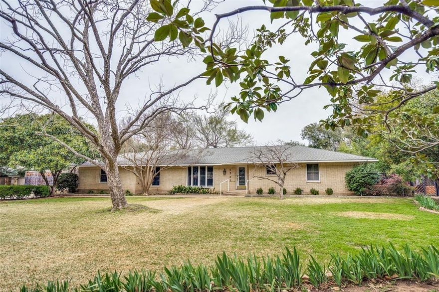 Exceptional Preston Hollow interior lot on two-thirds acre in Rockbrook Estates. 125 x 229 with mature trees in a quiet setting.  Nearly 3800 sqft well maintained single level home plus 2 car detached garage. Fantastic opportunity to remodel or scrape and rebuild.