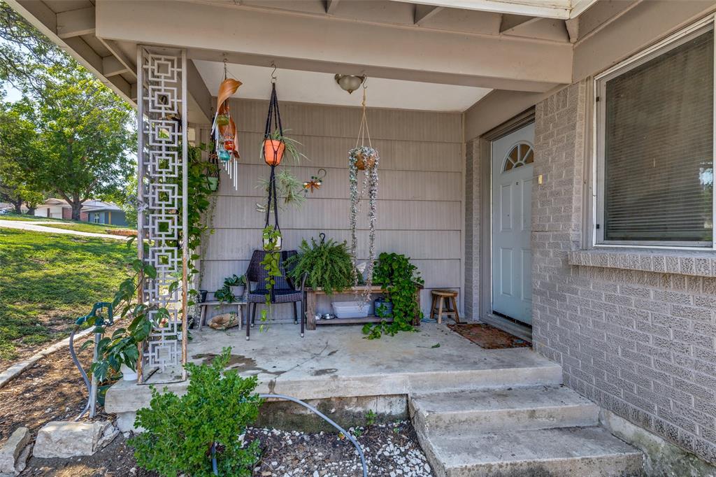 4233 Ridgecrest Circle