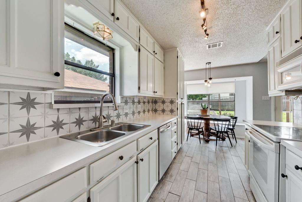 6432 High Lawn Terrace