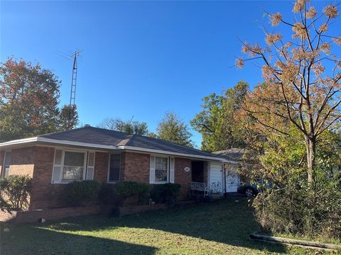 2928 College Circle Corsicana TX 75110