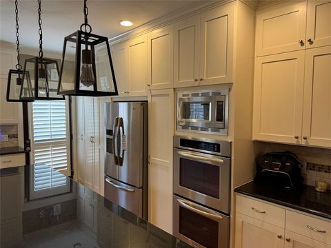 Tiny photo for 5515 Morningside Avenue, Dallas, TX 75206 (MLS # 21006753)