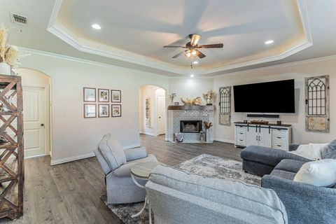 Tiny photo for 1424 Vine Street, Weatherford, TX 76086 (MLS # 21193939)