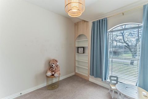 Tiny photo for 1424 Vine Street, Weatherford, TX 76086 (MLS # 21193939)