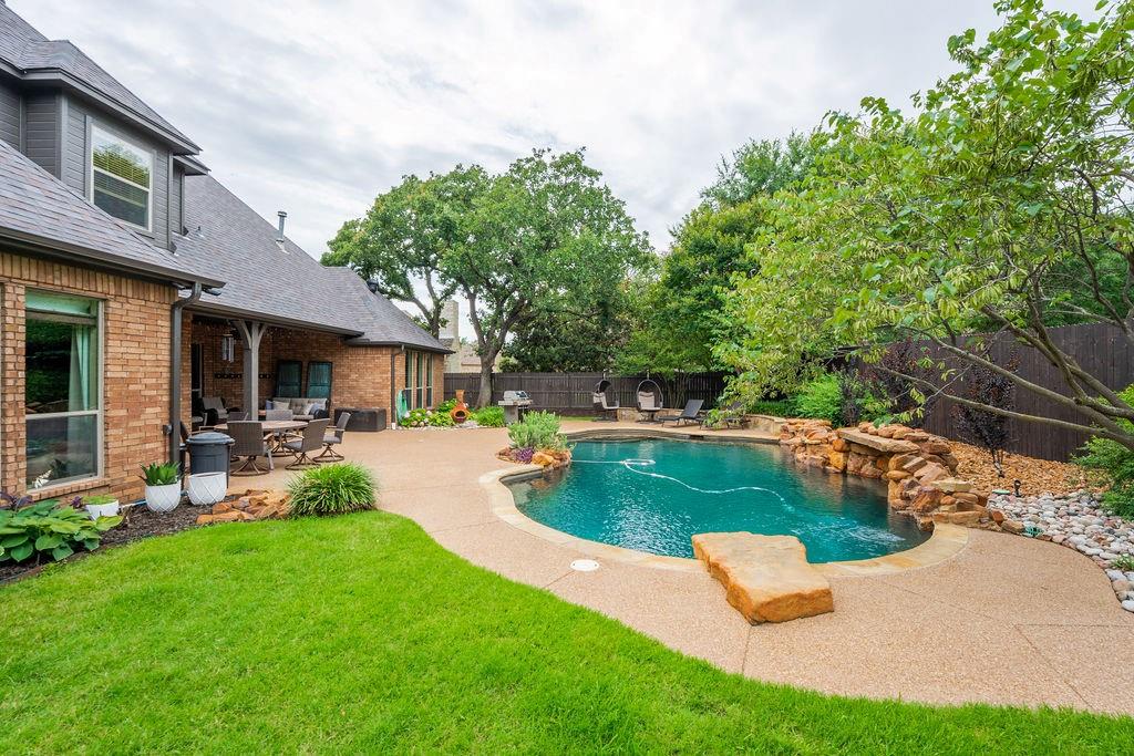 1001 Monarch Court