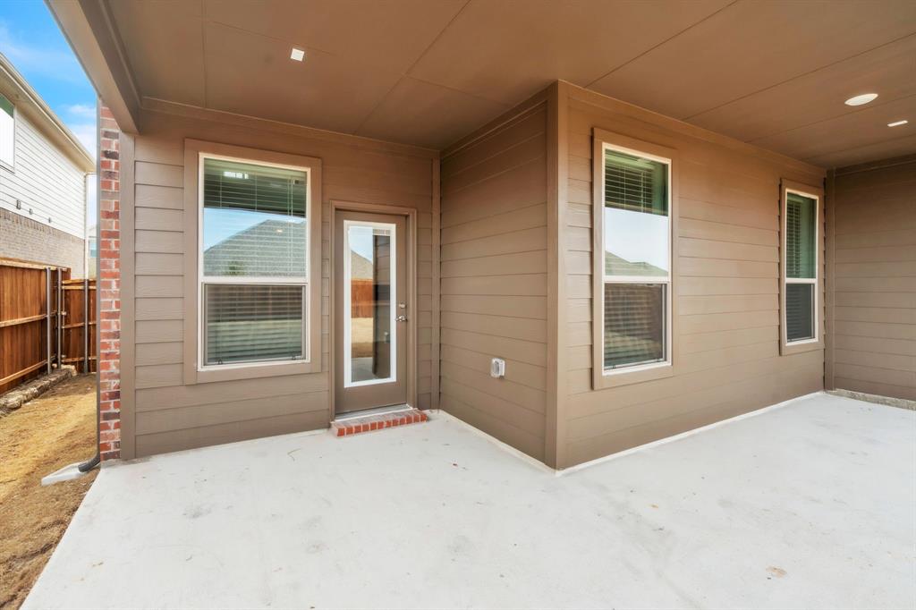 The Landing at Hidden Lakes - Residential