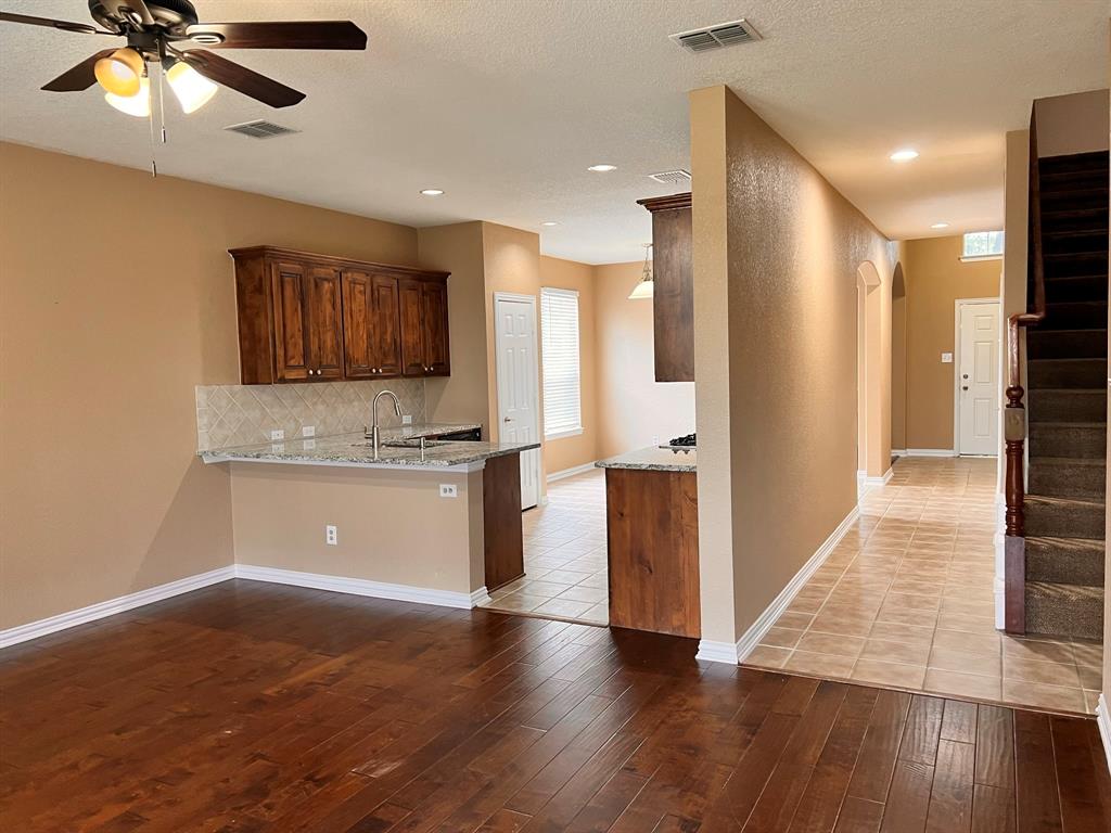 Sunset Pointe Ph Fifteen - Residential Lease