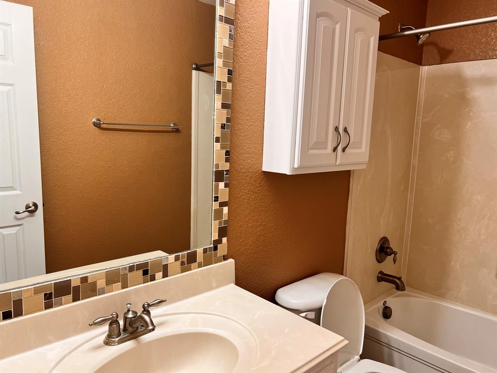 Sunset Pointe Ph Fifteen - Residential Lease