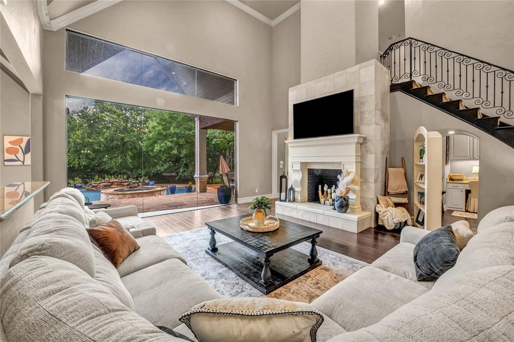 124 Oakvista Drive