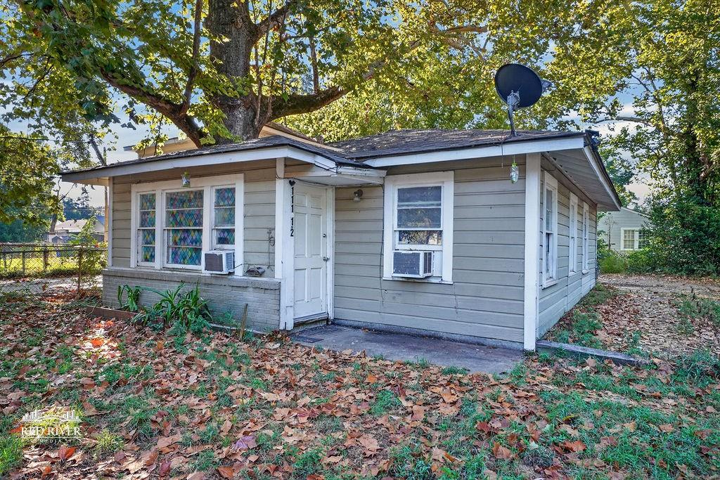 111 E Fairview Street