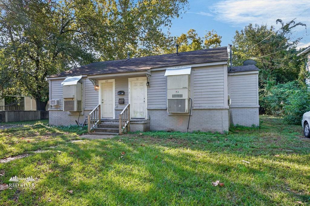 111 E Fairview Street