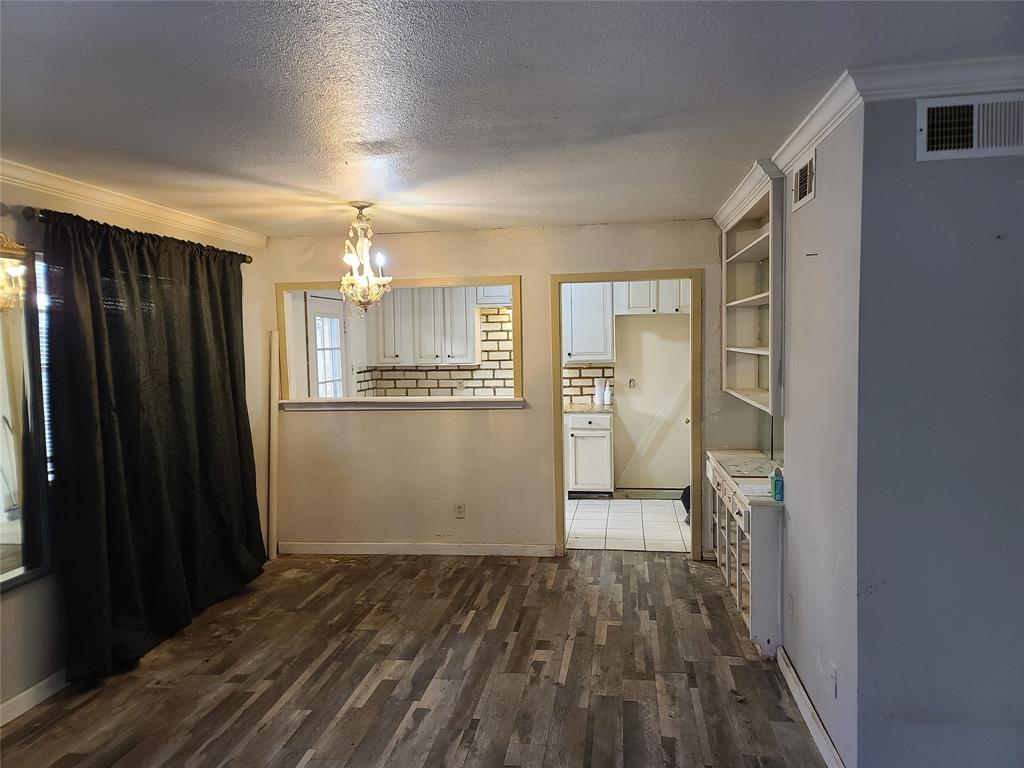 Park Royal Condos Regime - Residential