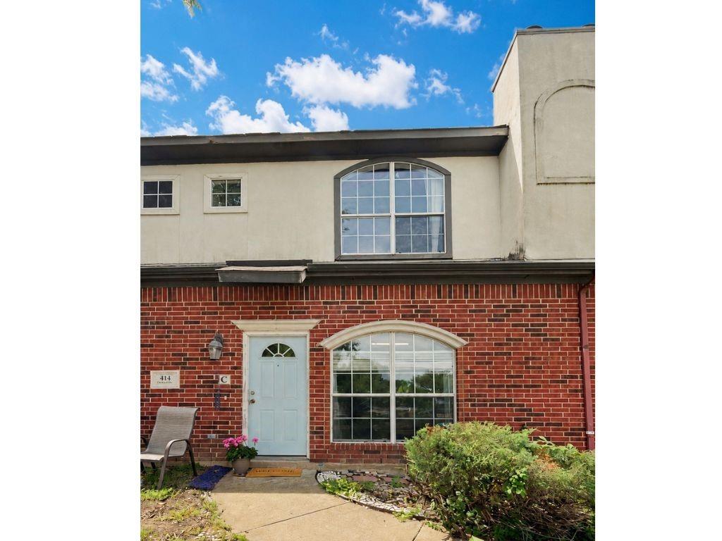 Park Side Place - Residential