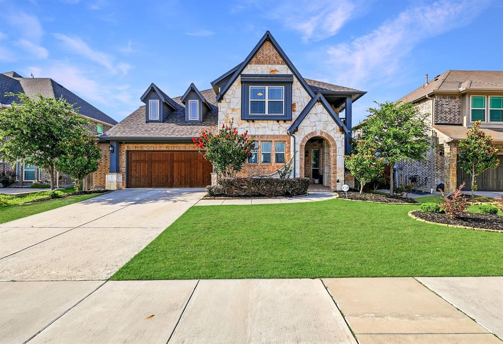 700 Sahallee Drive