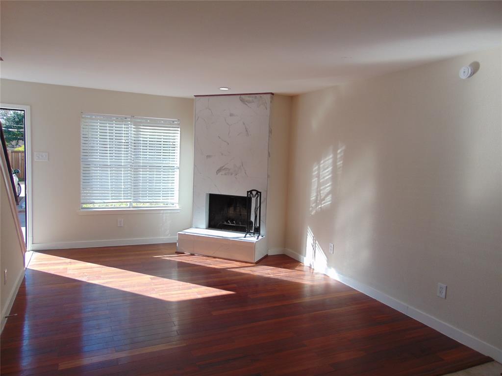 Graystone Twnhms - Residential