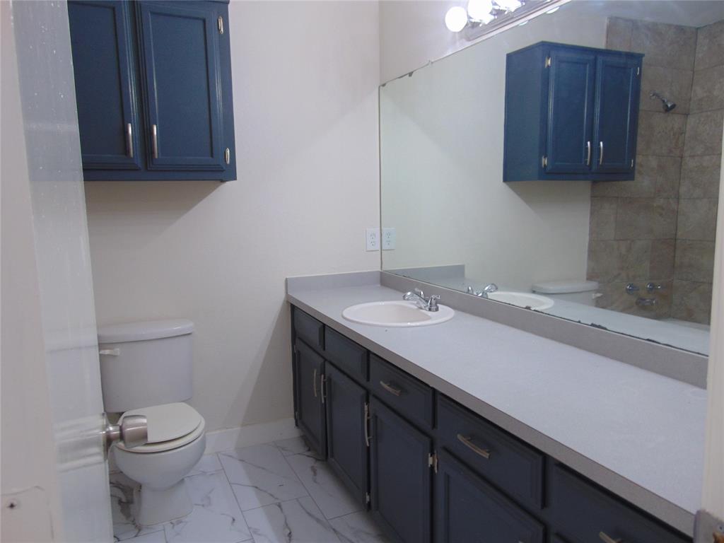 Graystone Twnhms - Residential