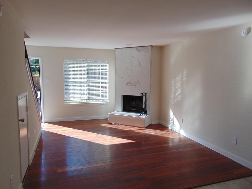 Graystone Twnhms - Residential