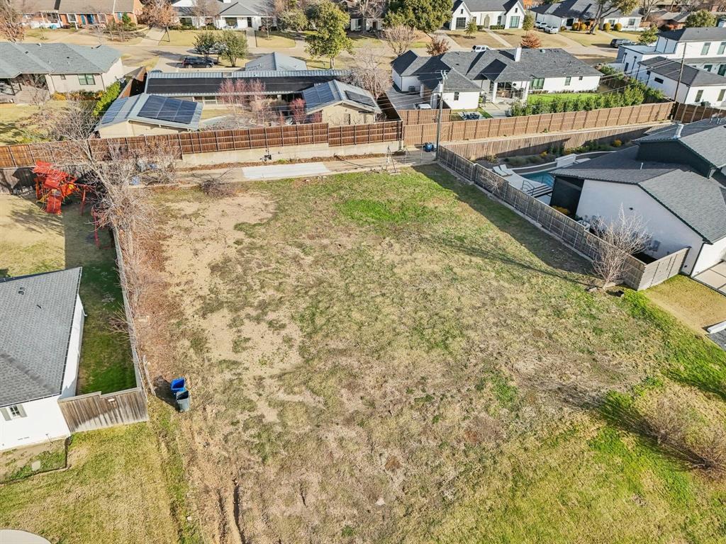 Hillcrest Havens 02 - Land