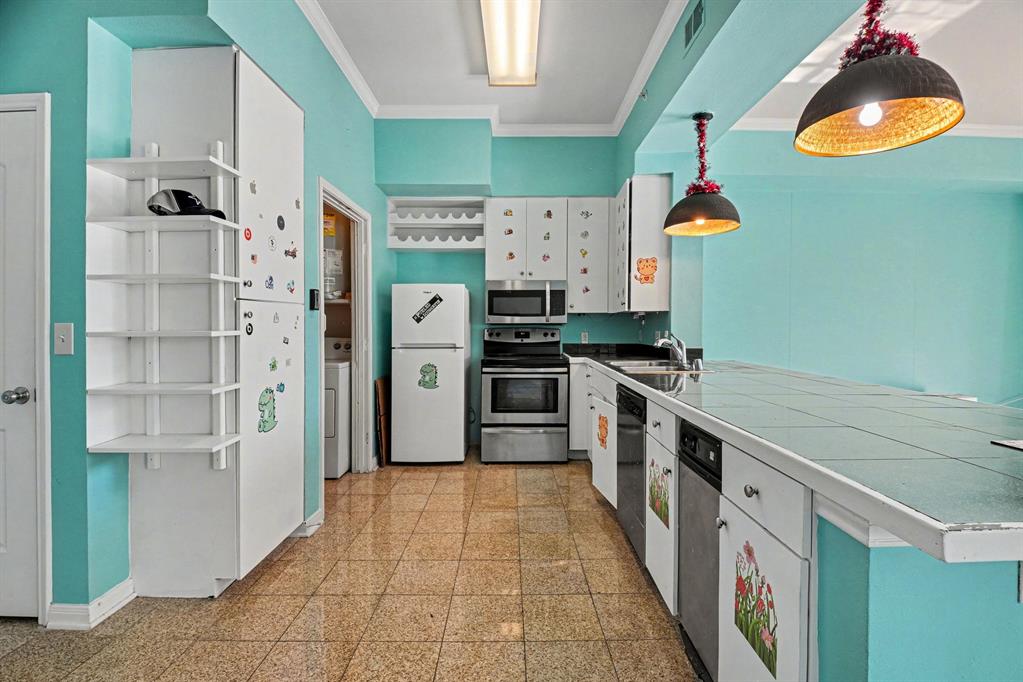 Renaissance On Turtle Creek Condo - Residential