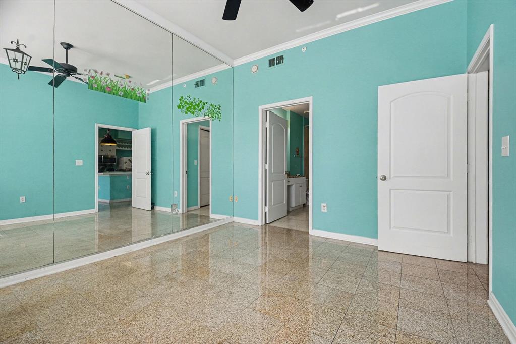 Renaissance On Turtle Creek Condo - Residential