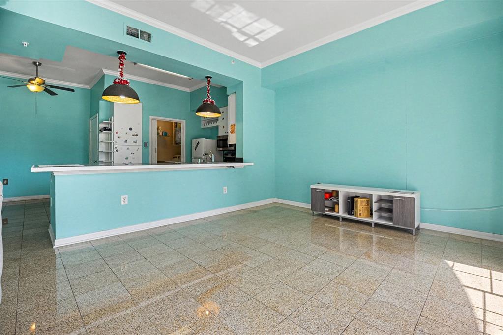 Renaissance On Turtle Creek Condo - Residential