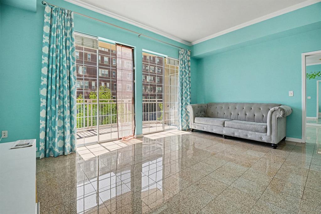 Renaissance On Turtle Creek Condo - Residential