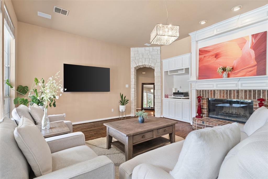 711 Villanova Court