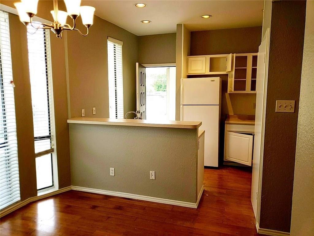 2002 Fitzhugh Condos - Residential Lease