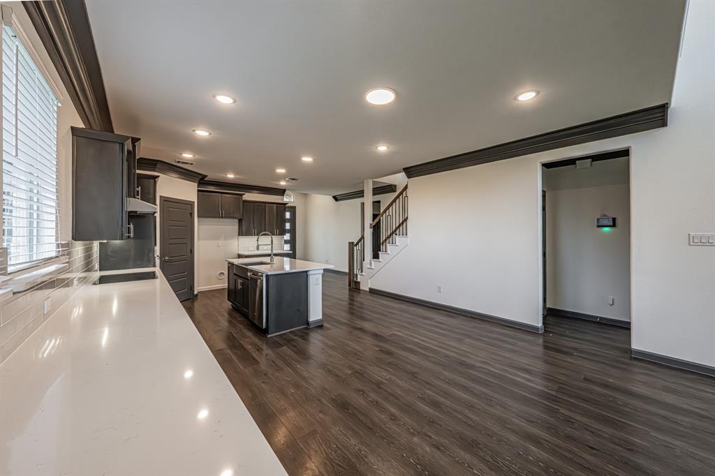1100 Stallion Lane