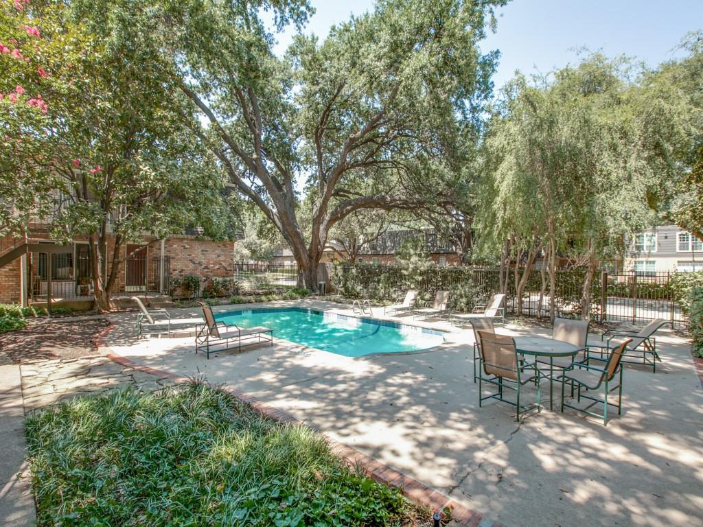 Greenbriar Place Condos - Residential