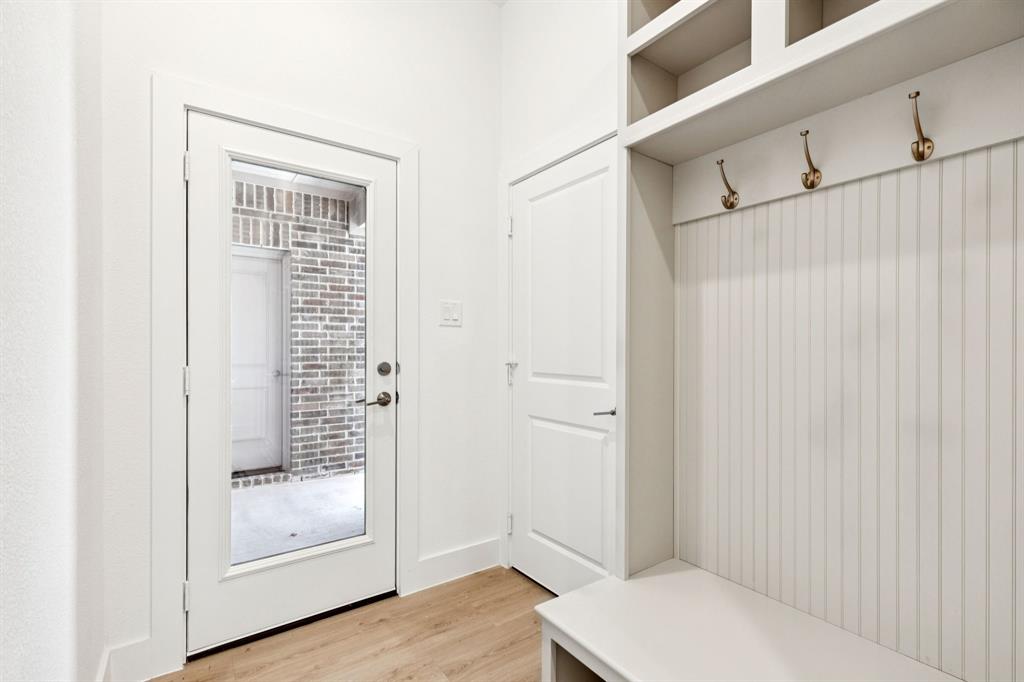 Lakeway Estates - Residential